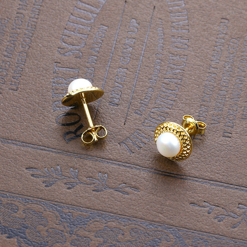 Mini Gold Natural Pearl Stud | Woman Earrings | Vintage Pearl Glow Ladibelle