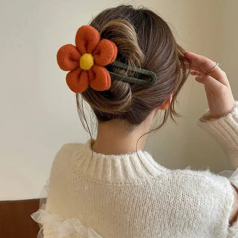 Blooming Meadow Hair Clip - Accessories