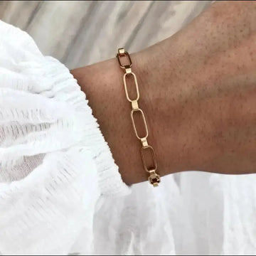 Bold Hollow Link Bracelet