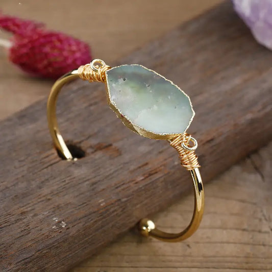 Jade Essence: Handcrafted Natural Bracelet - Thin stone