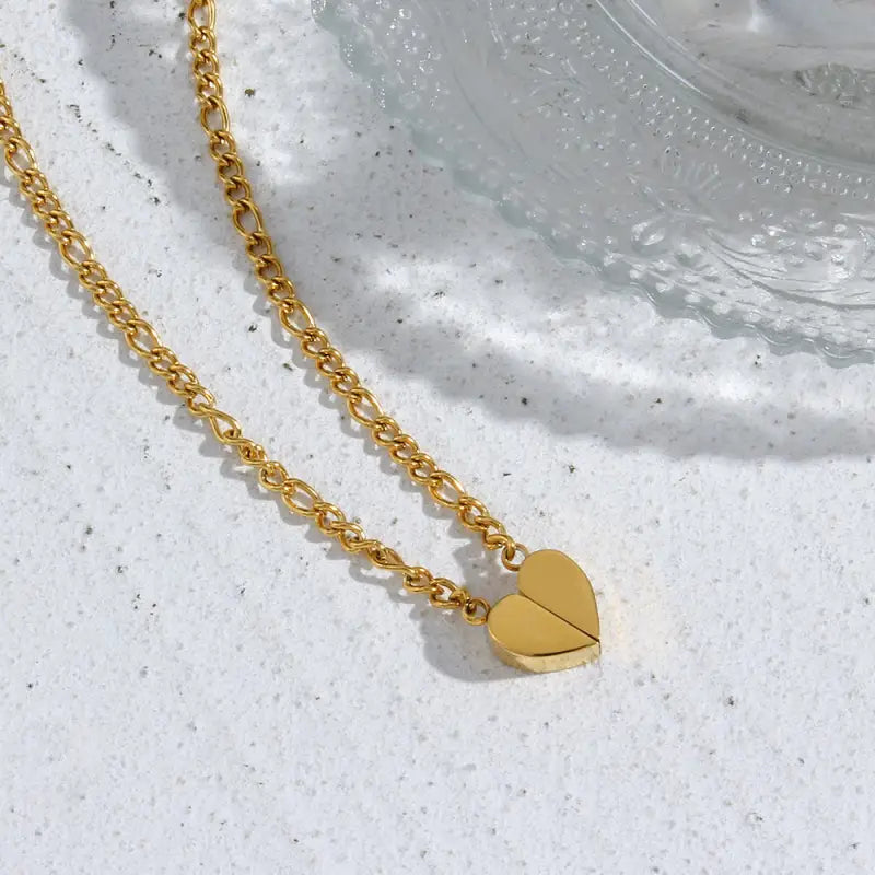 Magnetic Heart Affection Necklace