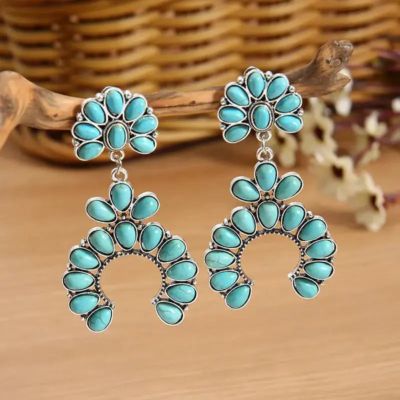 Medium Turquoise Stone Crescent | Woman Earrings Retro Splendor Ladibelle