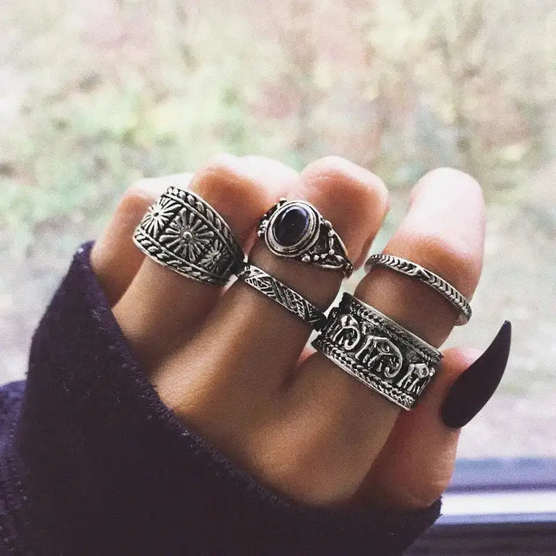 Midnight Serenade: 5-Piece Black Gemstone Ring Set