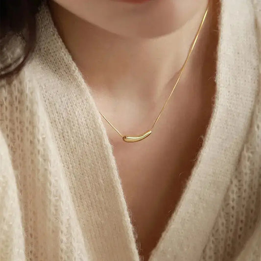 Minimalist Elegance Necklace - Gold